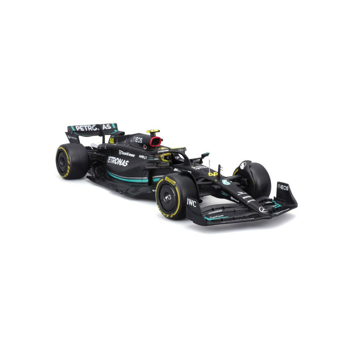 Carro F1 Escala Lewis Hamilton Mercedes AMG Petronas W14 1:24 Monoplaza Lado