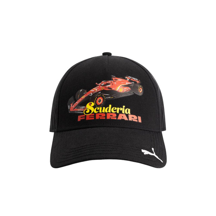 Gorra Gráfica Carro Ferrari Detalle