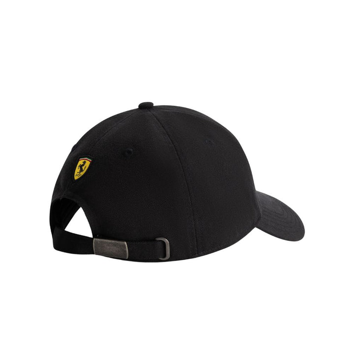 Gorra Gráfica Carro Ferrari Detrás