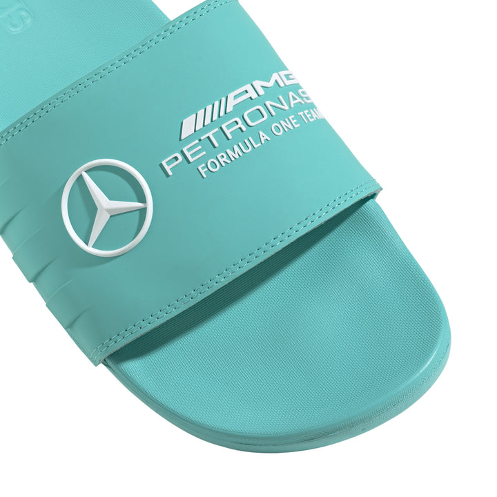 Sandalias Azul Adilette Comfort Mercedes AMG Petronas Detalle Frente