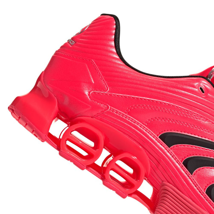 Tenis Predator Megaride Adidas Mercedes AMG Petronas Oficial Detalle Lado